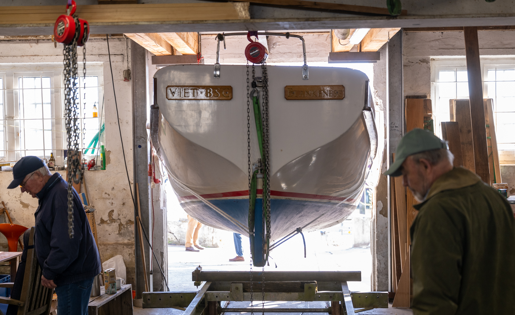 Winterarbeit im Bootshaus